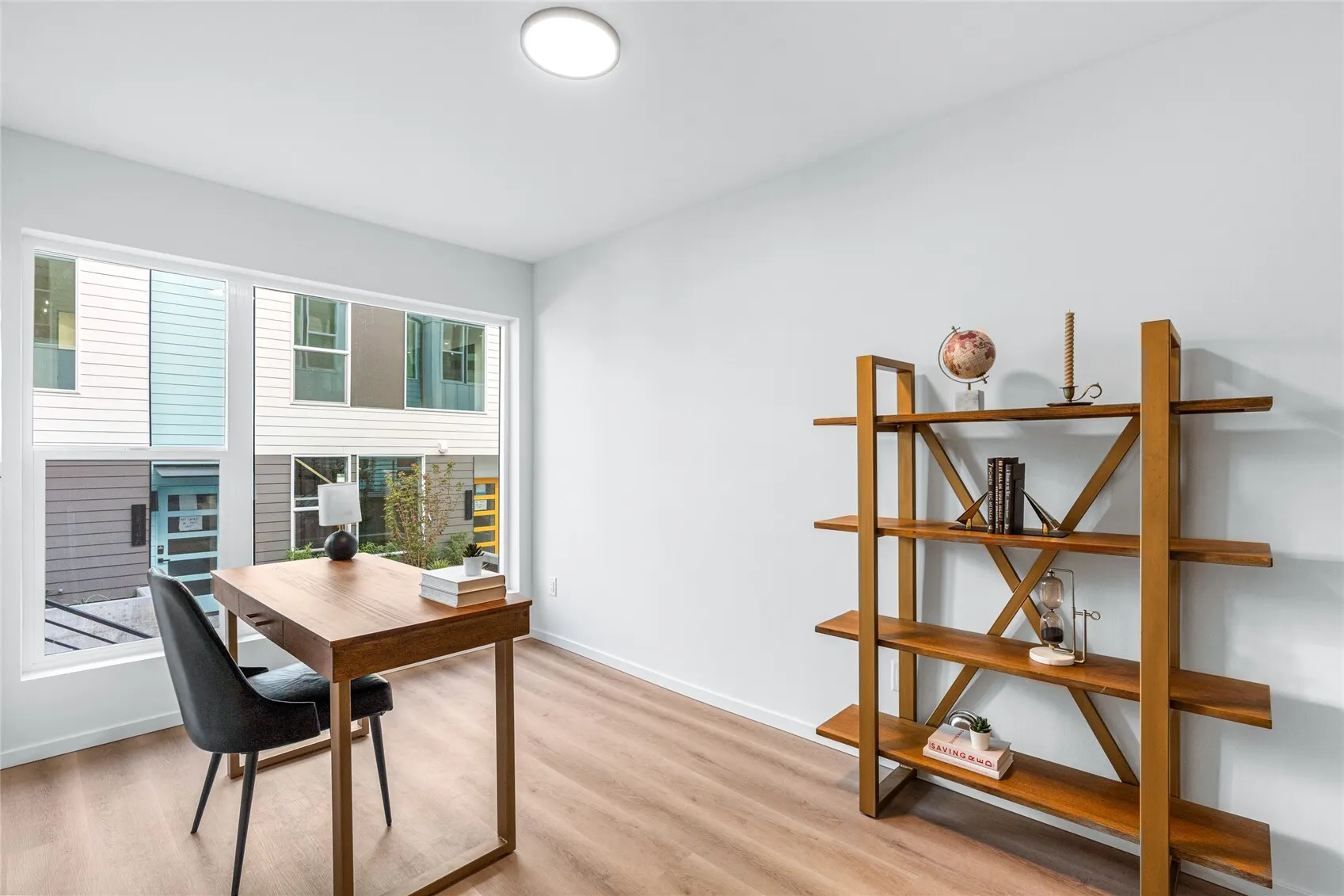 12516 35th Avenue NE #F, Seattle, WA 98125