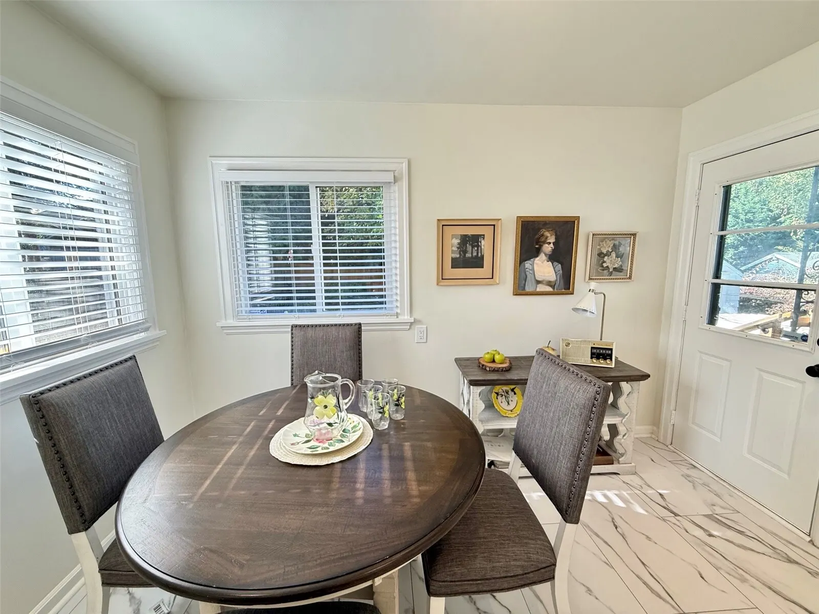 7909 9th Avenue SW, Seattle, WA 98106