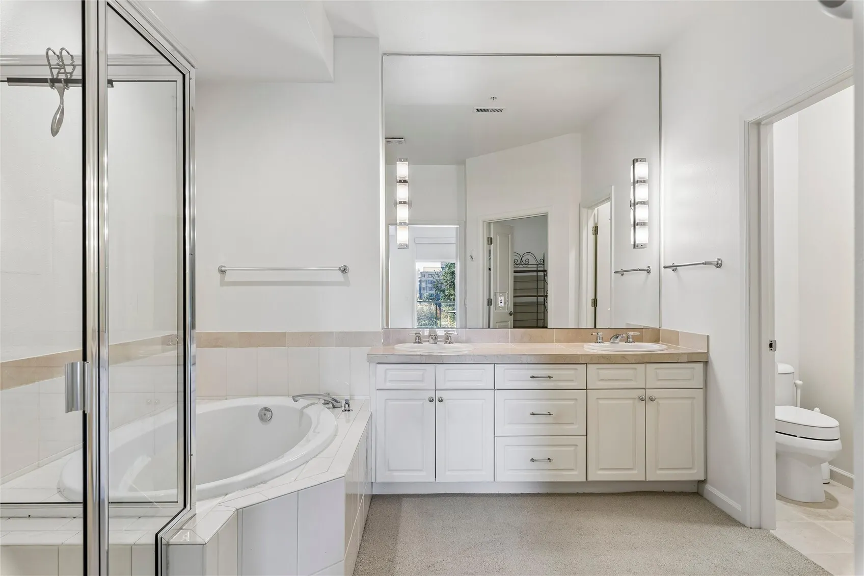10015 NE 4th Street #2004, Bellevue, WA 98004