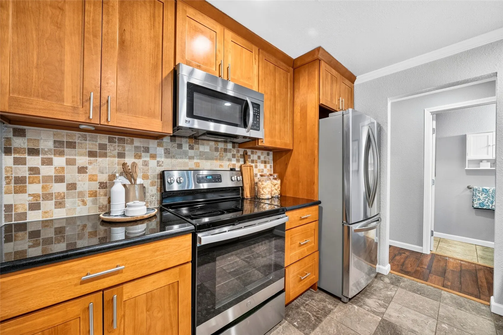 6234 138th Avenue NE #205, Redmond, WA 98052