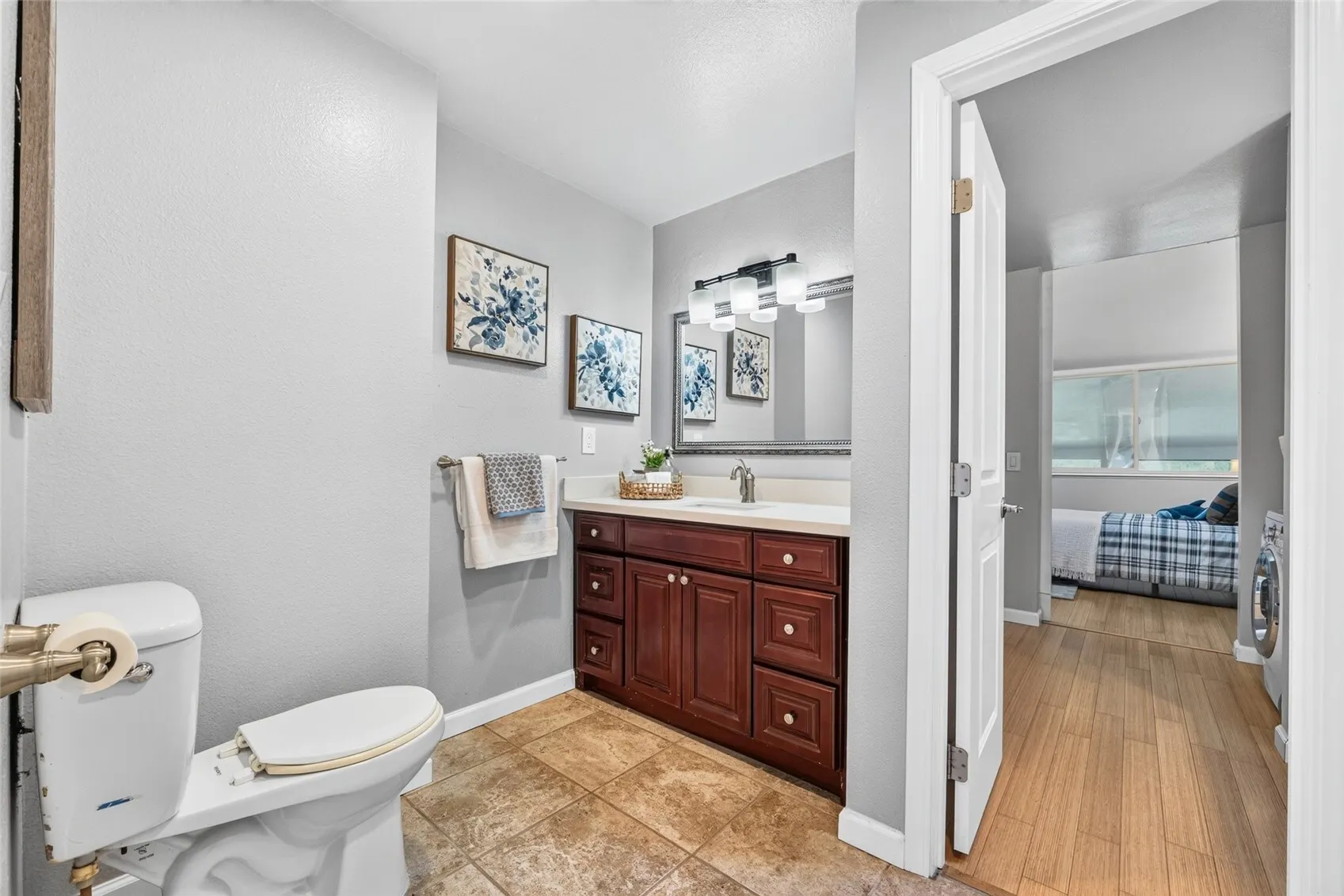 6234 138th Avenue NE #205, Redmond, WA 98052