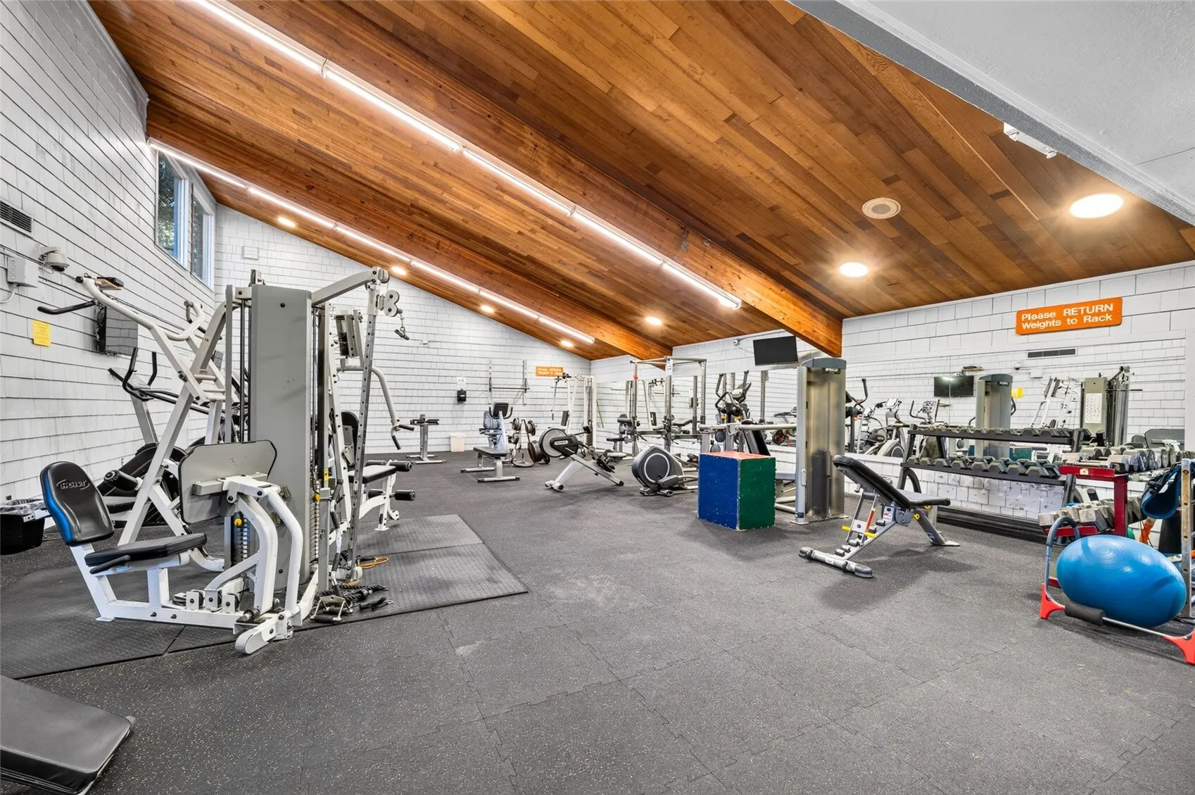 6234 138th Avenue NE #205, Redmond, WA 98052
