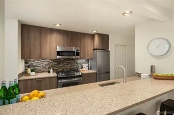 1926 Fairview Avenue E #301, Seattle, WA 98102