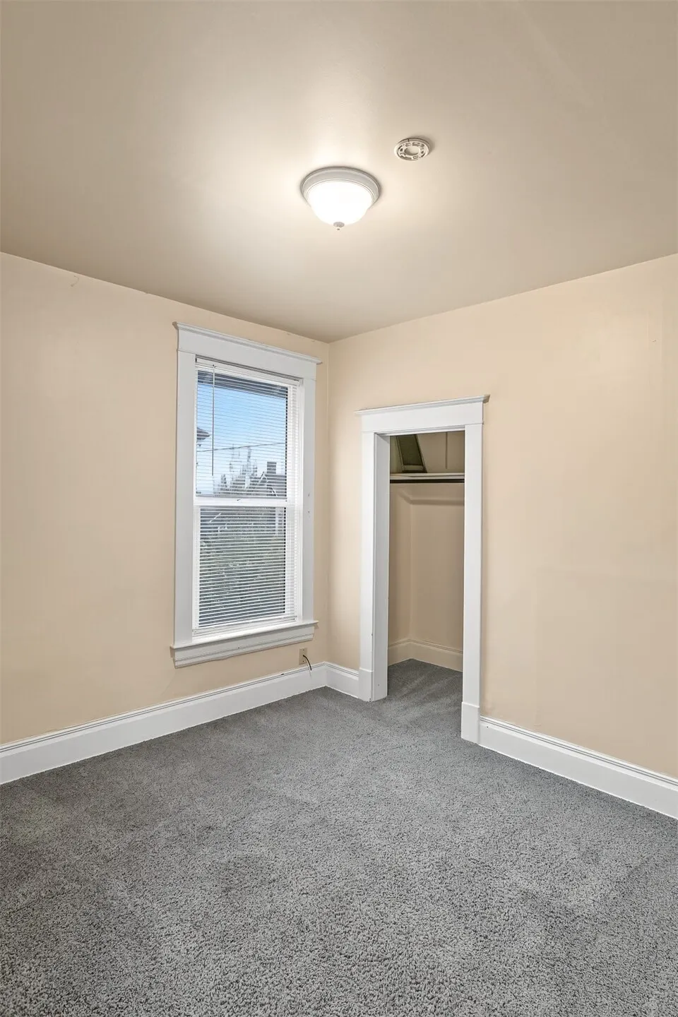 2861 NW 60th Street , Seattle, WA 98107