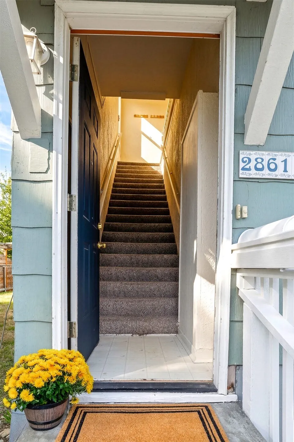 2861 NW 60th Street , Seattle, WA 98107
