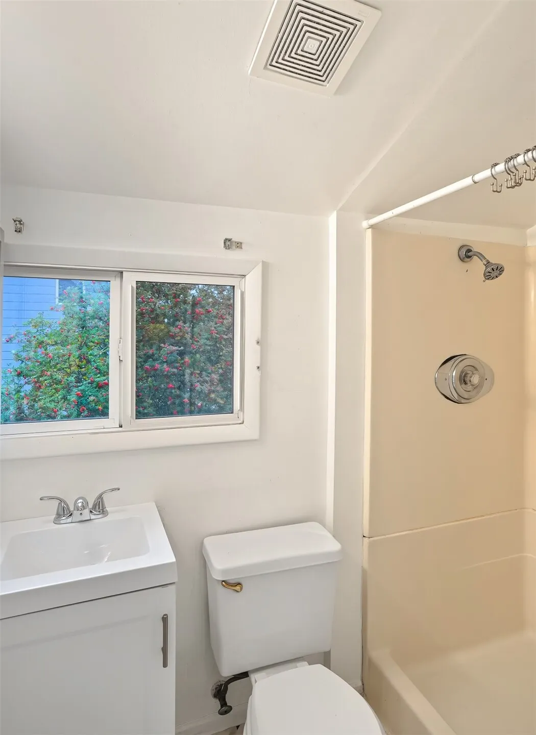 2861 NW 60th Street , Seattle, WA 98107