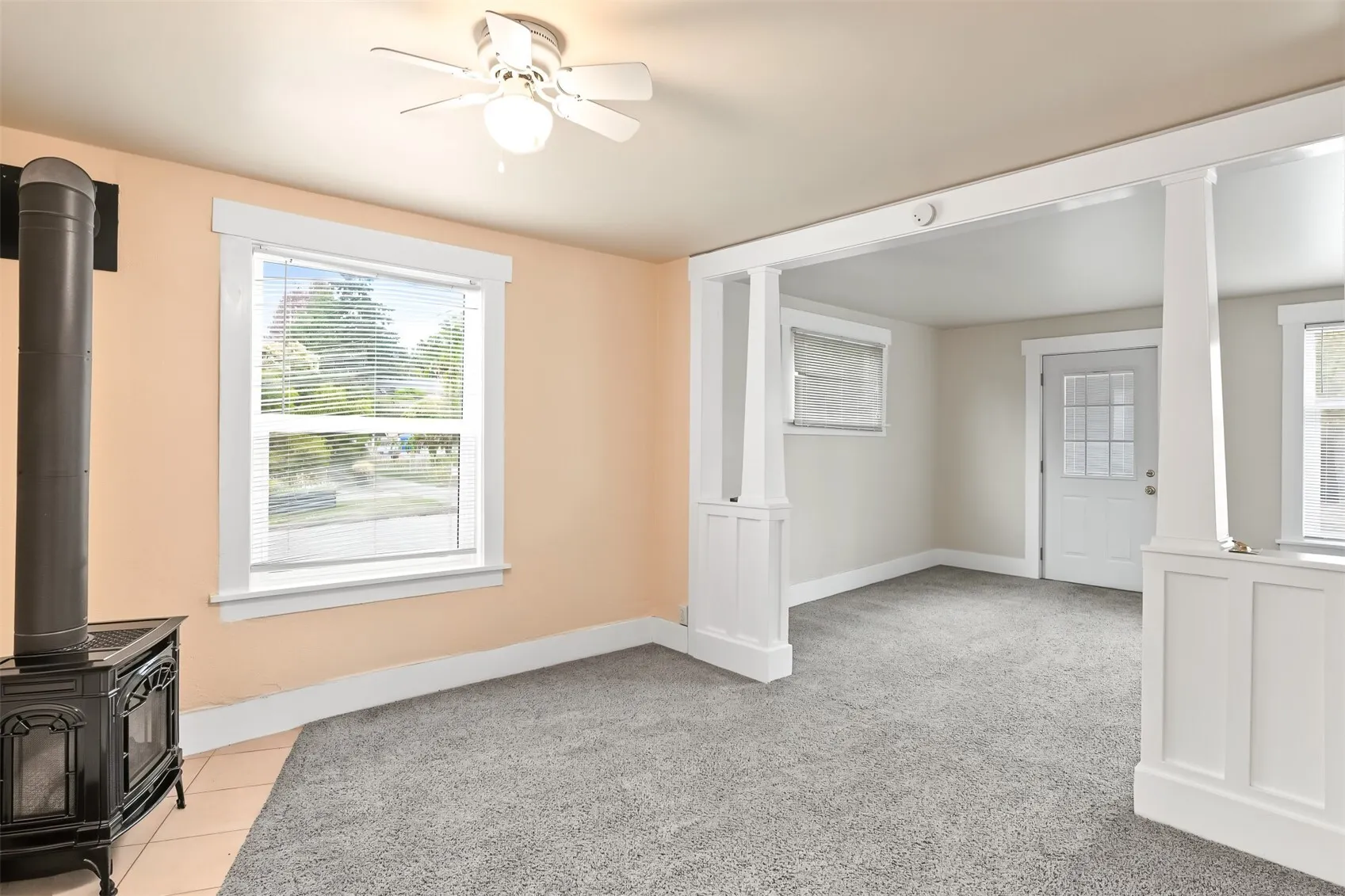2861 NW 60th Street , Seattle, WA 98107