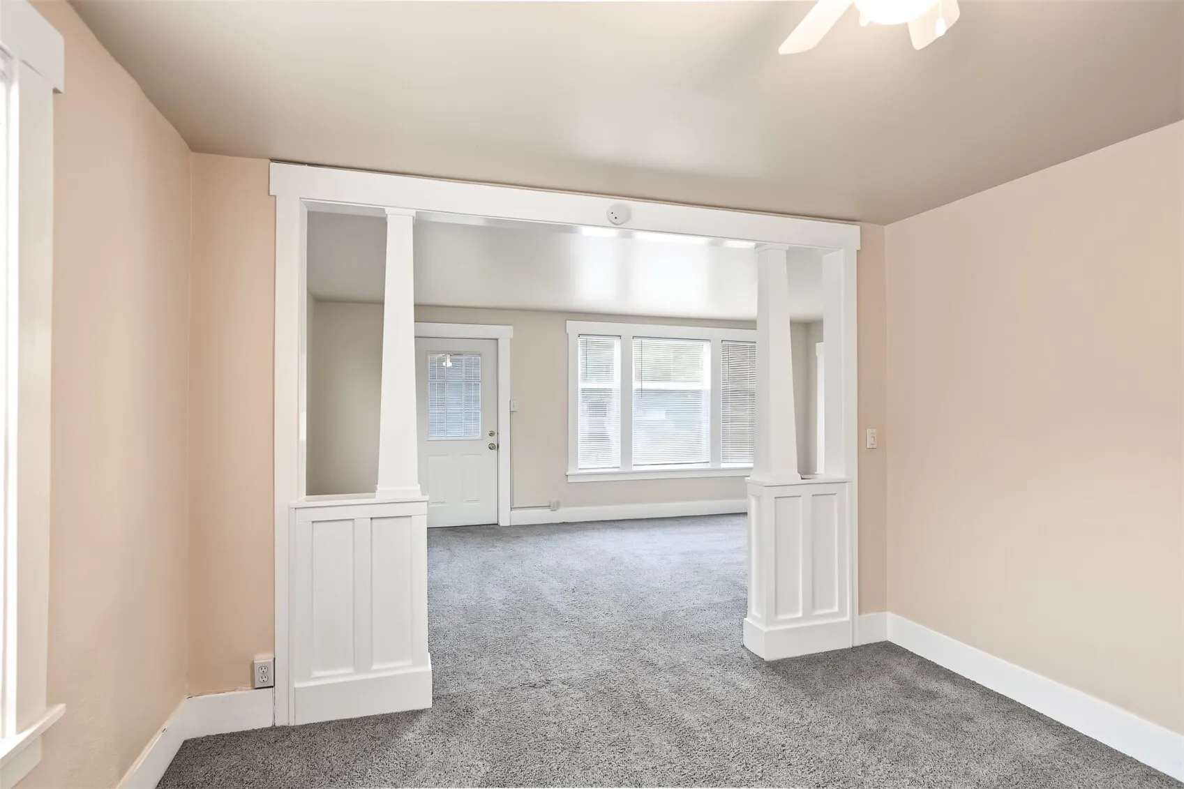 2861 NW 60th Street , Seattle, WA 98107