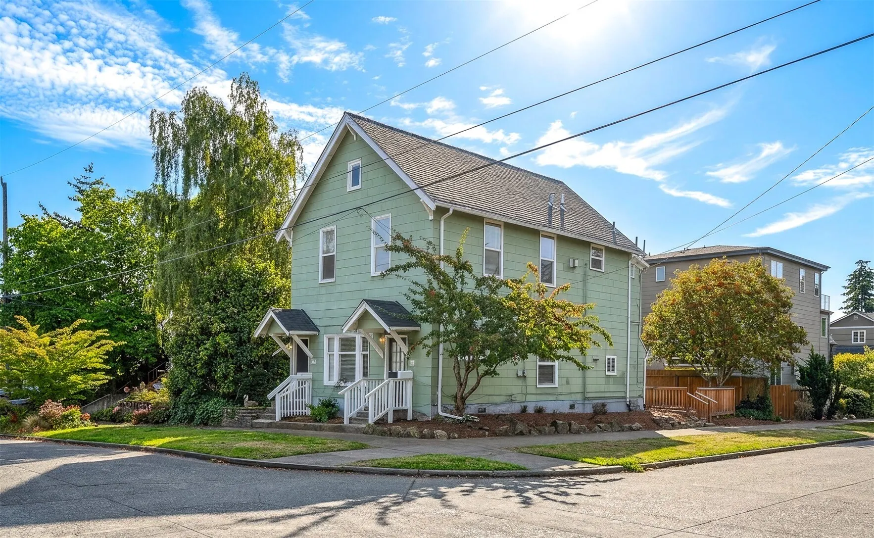 2861 NW 60th Street , Seattle, WA 98107