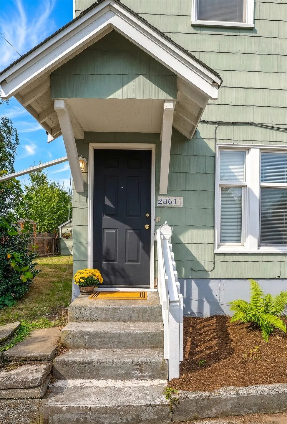 2861 NW 60th Street , Seattle, WA 98107