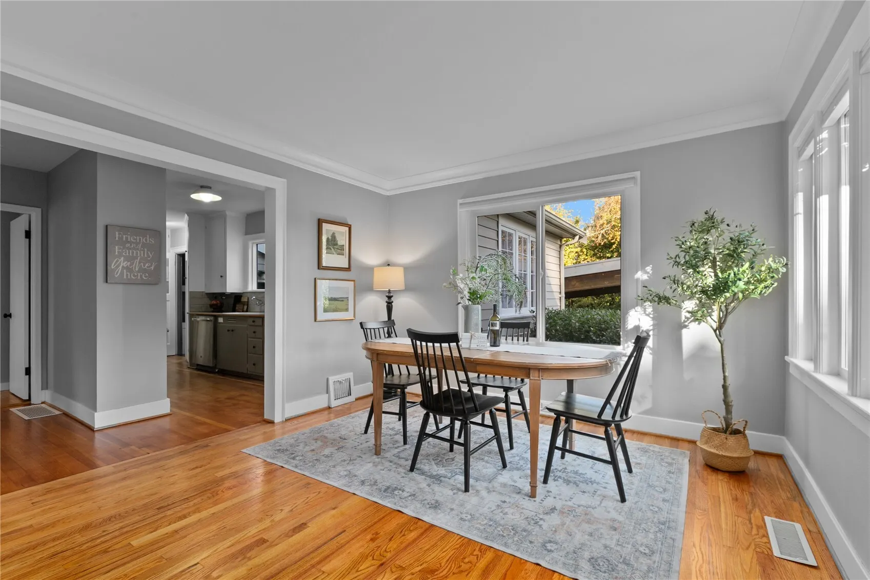 12305 14th Avenue NE, Seattle, WA 98125