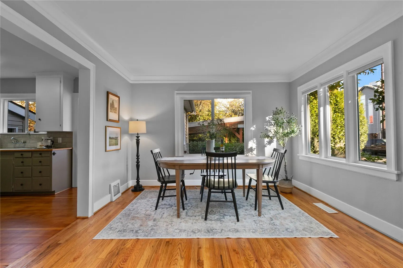 12305 14th Avenue NE, Seattle, WA 98125
