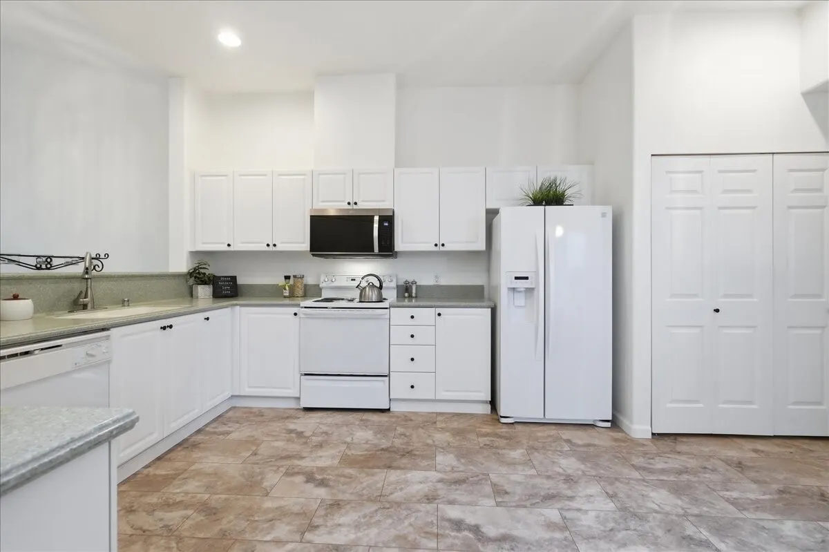 23405 51st Avenue S #20.2, Kent, WA 98032