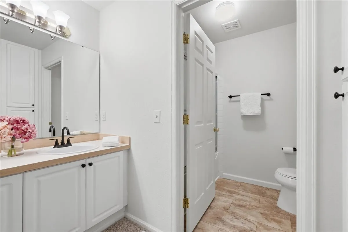 23405 51st Avenue S #20.2, Kent, WA 98032