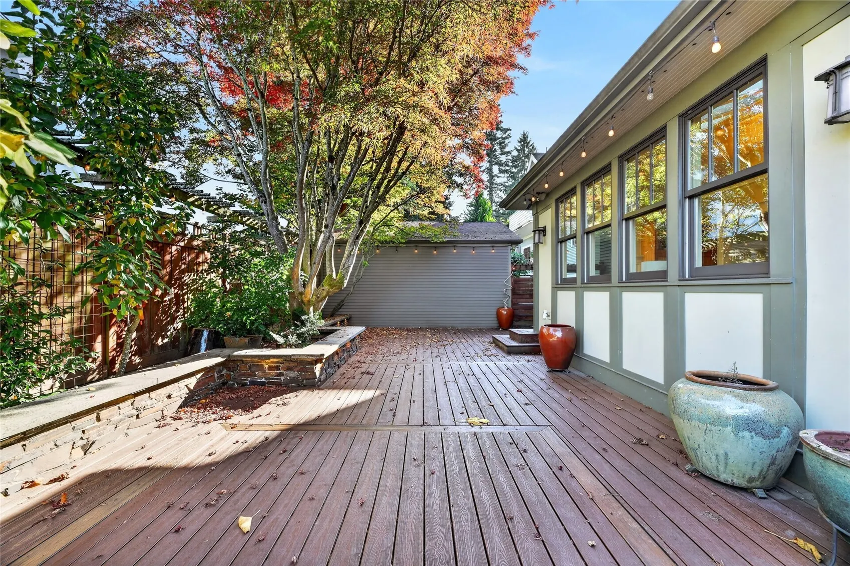 2322 12th Avenue E, Seattle, WA 98102