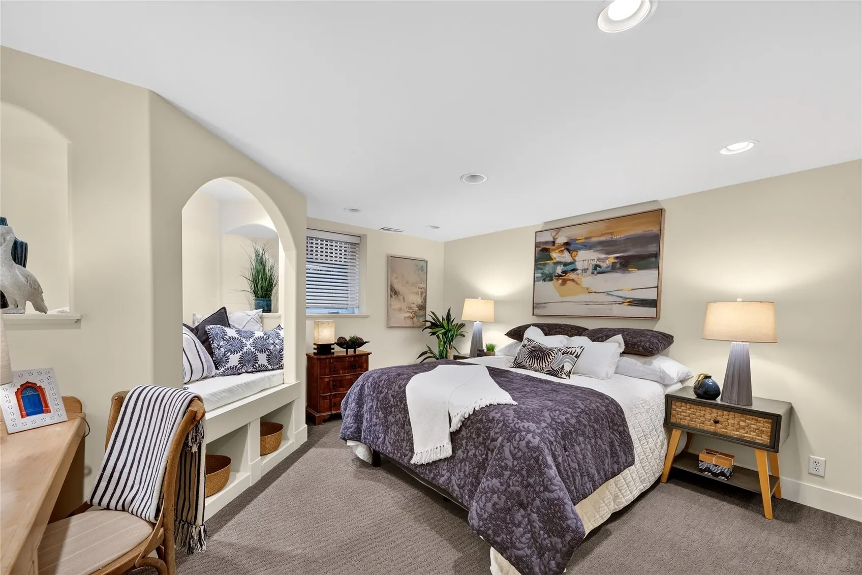 2322 12th Avenue E, Seattle, WA 98102