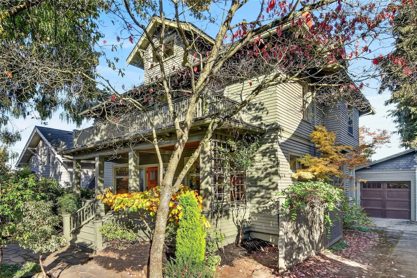 2322 12th Avenue E, Seattle, WA 98102