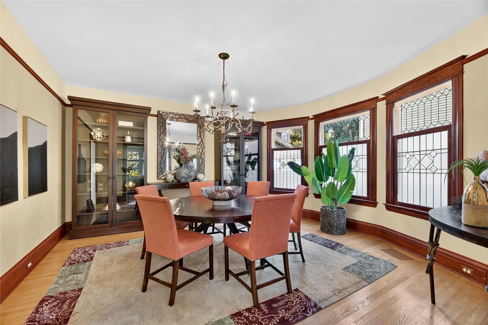 2322 12th Avenue E, Seattle, WA 98102