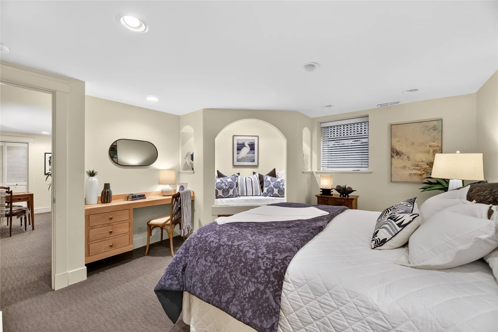 2322 12th Avenue E, Seattle, WA 98102