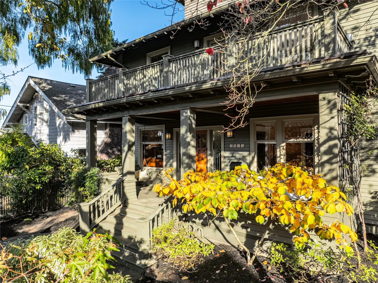 2322 12th Avenue E, Seattle, WA 98102