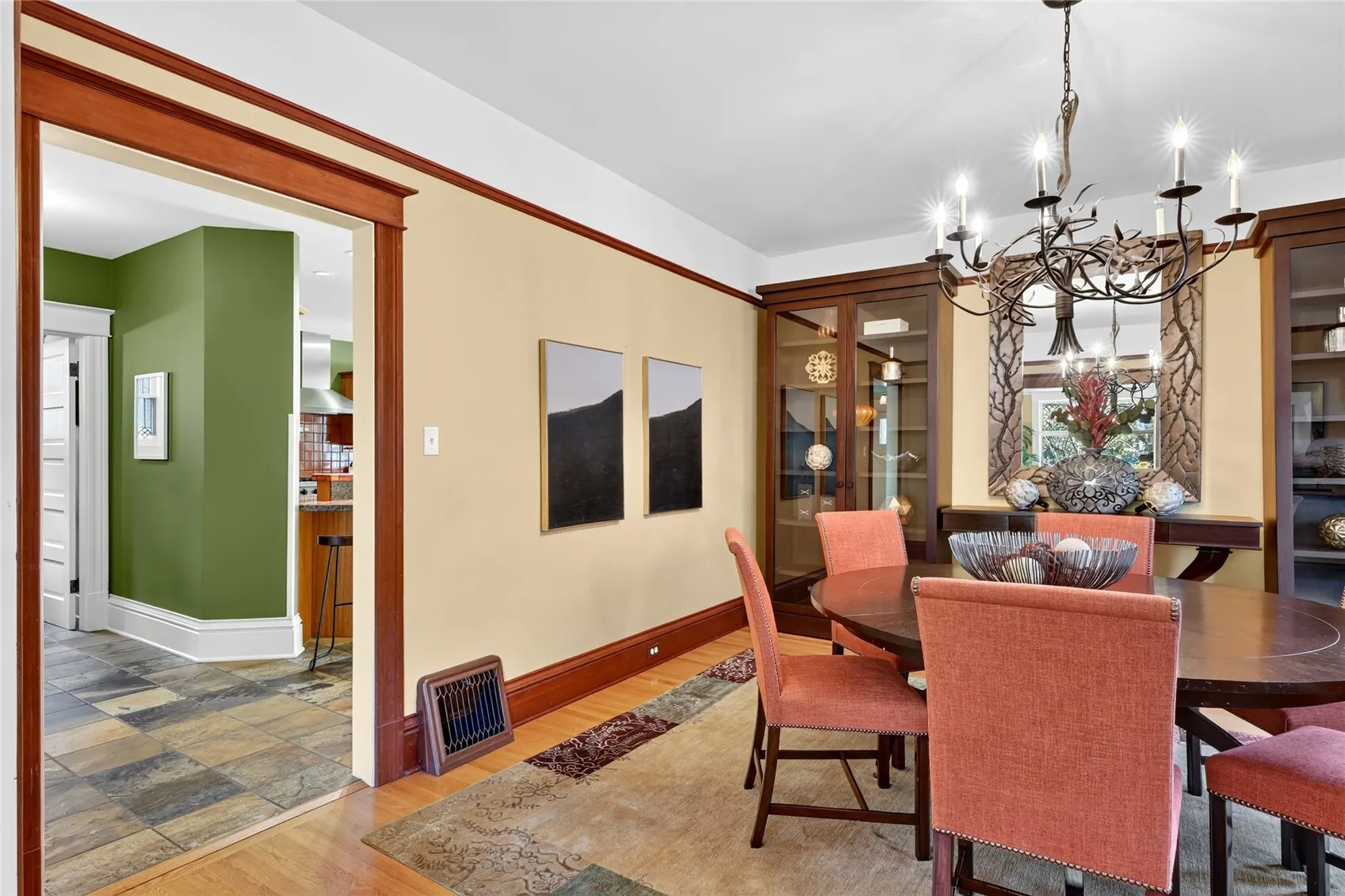 2322 12th Avenue E, Seattle, WA 98102
