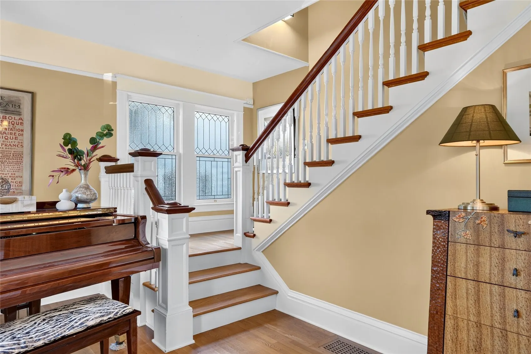 2322 12th Avenue E, Seattle, WA 98102
