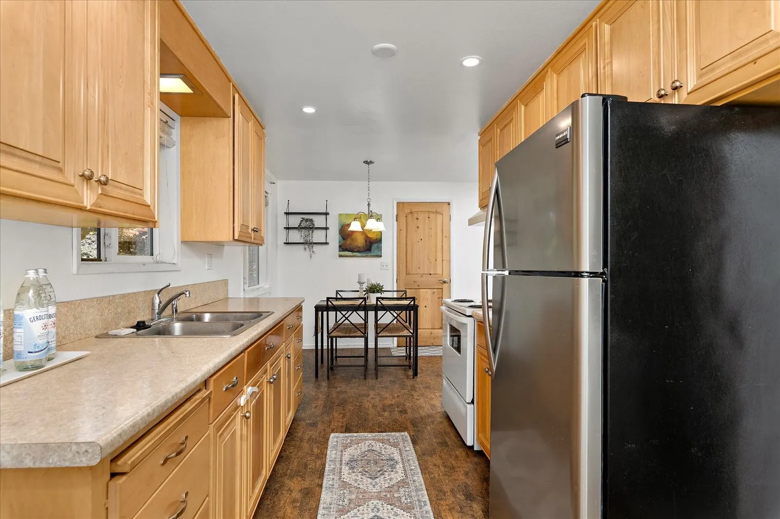 19330 52nd Avenue W, Lynnwood, WA 98036