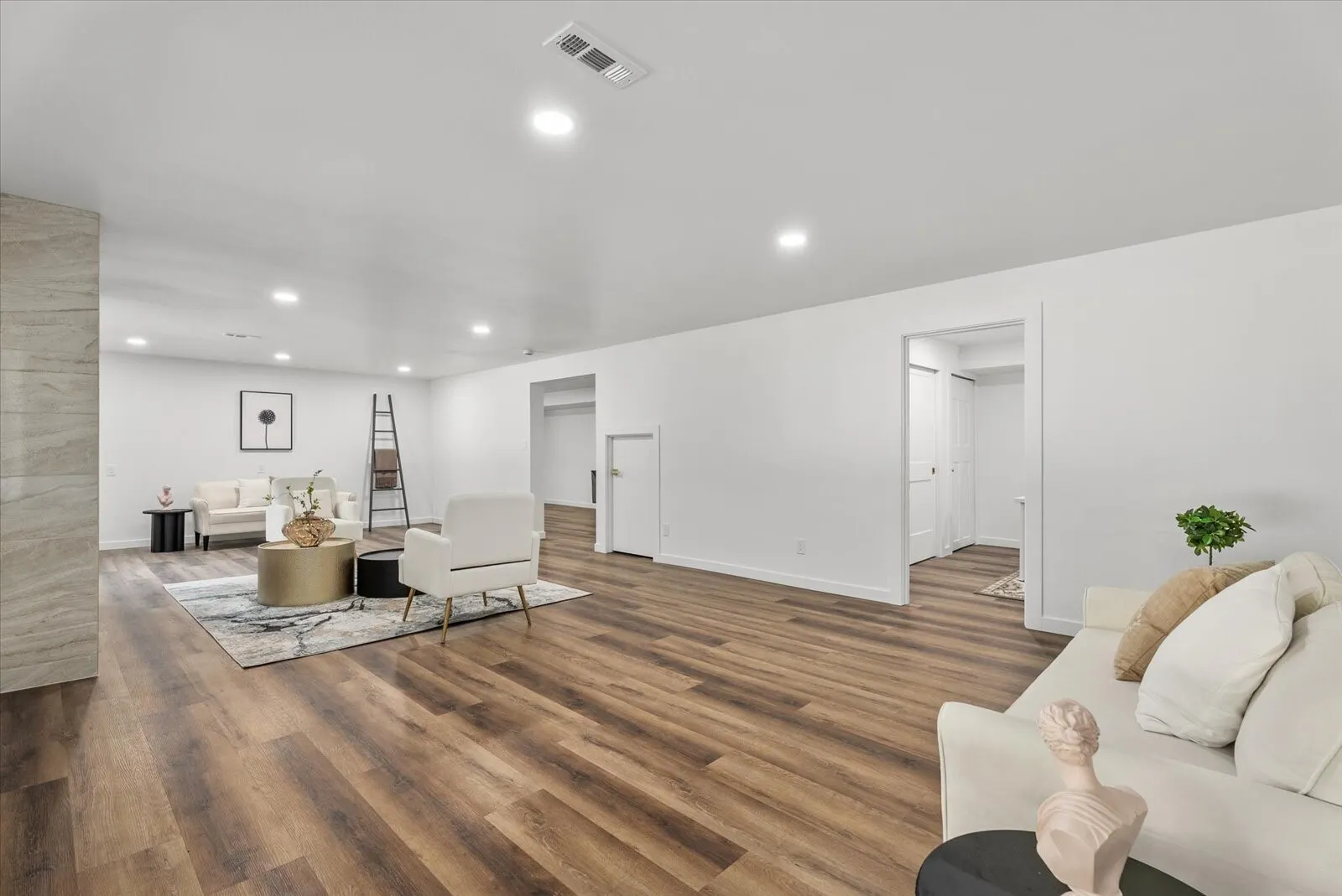 4103 204th Avenue NE, Sammamish, WA 98074