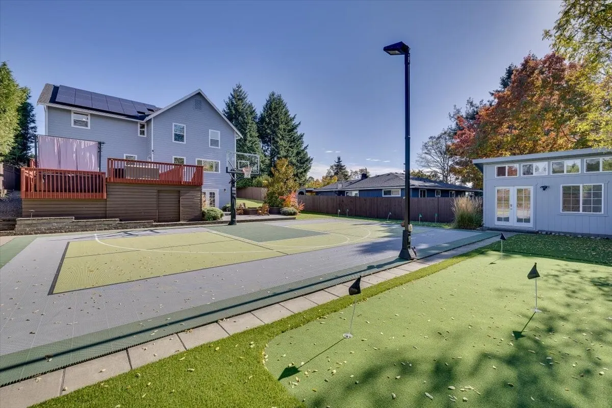 10917 28th Avenue SW, Seattle, WA 98146