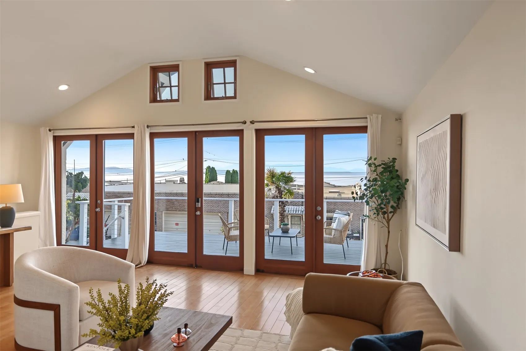 2242 Bonair Place SW, Seattle, WA 98116