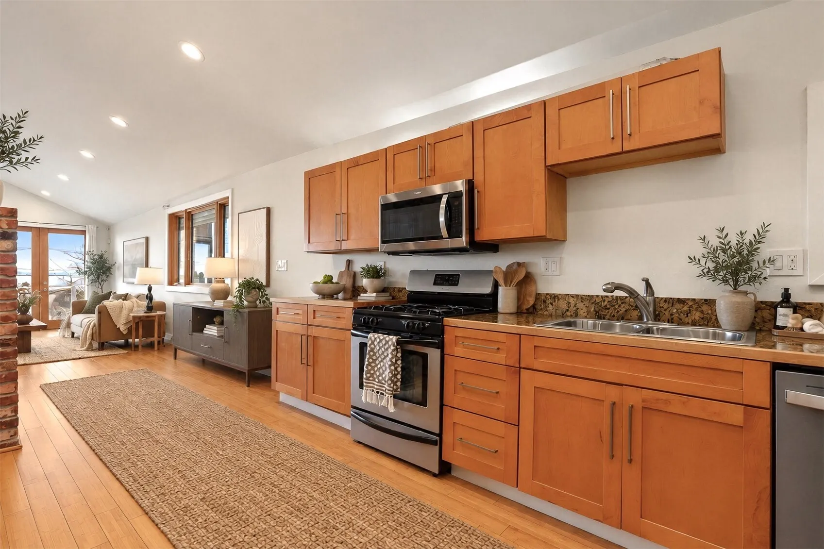 2242 Bonair Place SW, Seattle, WA 98116