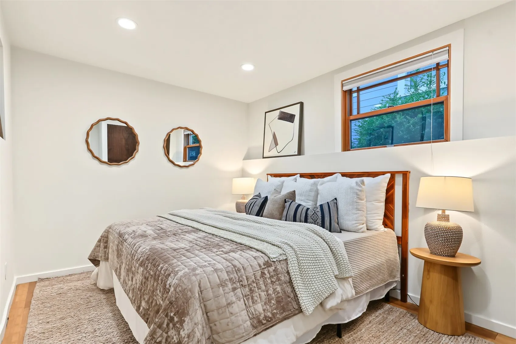 2242 Bonair Place SW, Seattle, WA 98116