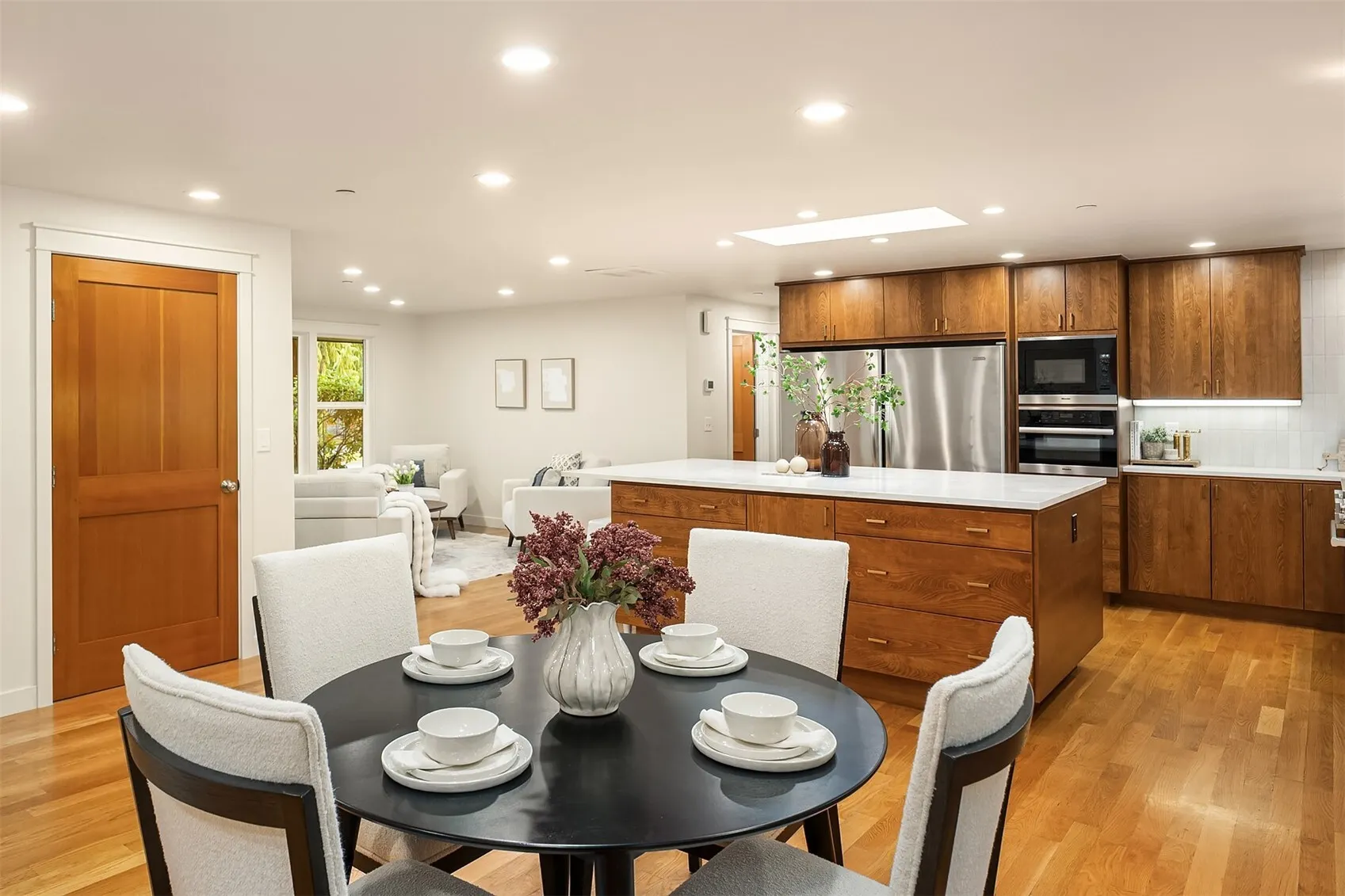 6331 135th Avenue NE, Kirkland, WA 98033