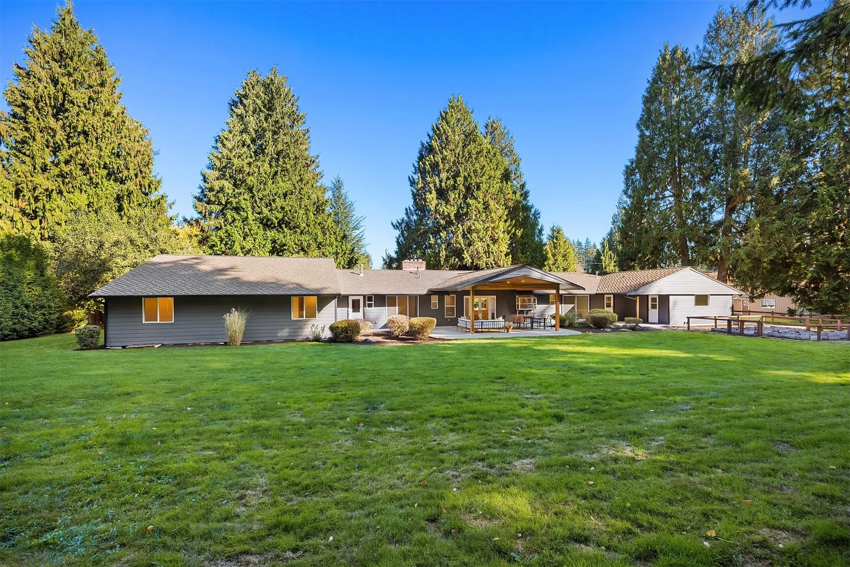 6331 135th Avenue NE, Kirkland, WA 98033