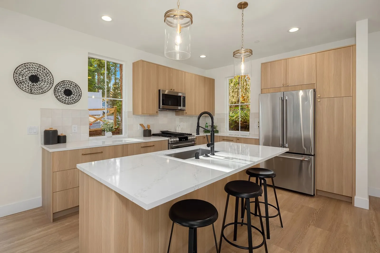 11810 NE 103rd Place , Kirkland, WA 98033
