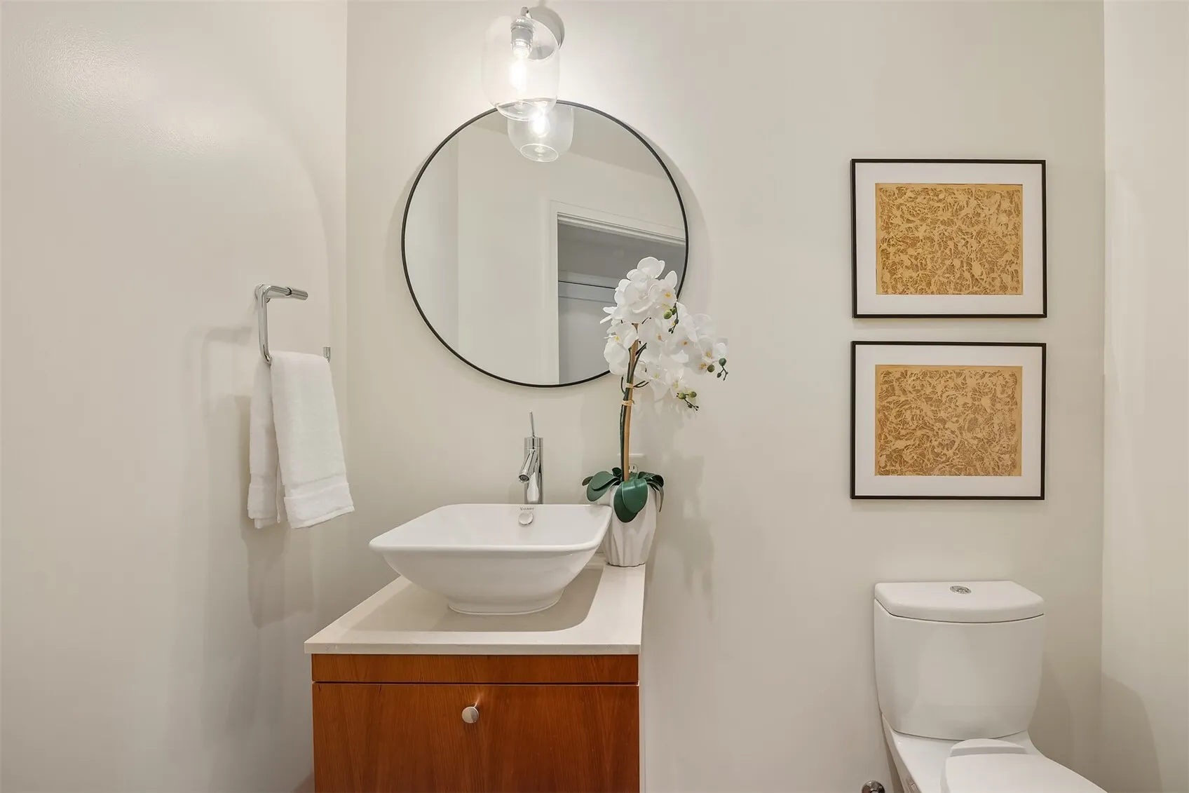 10700 NE 4th Street #1310, Bellevue, WA 98004