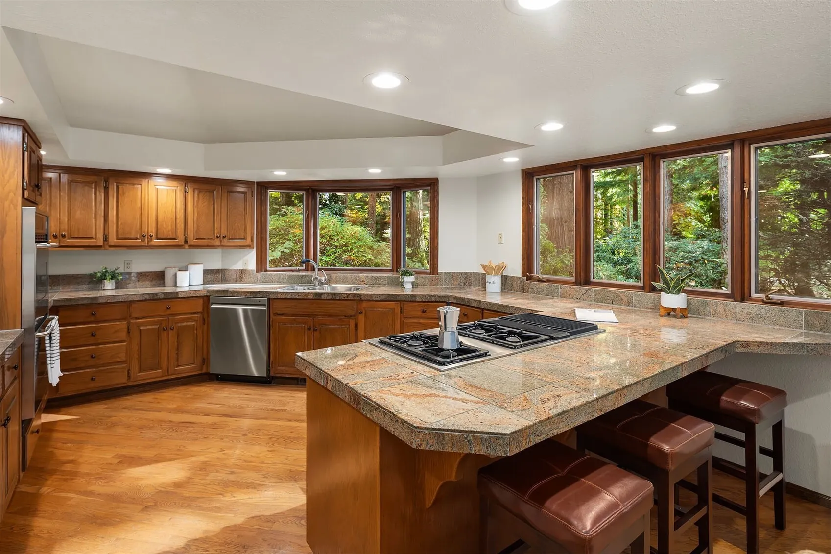 15943 NE 139TH Place , Woodinville, WA 98072