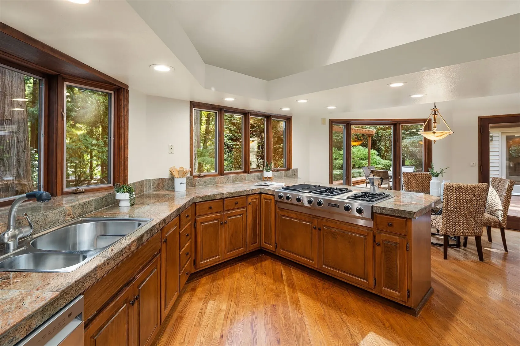 15943 NE 139TH Place , Woodinville, WA 98072