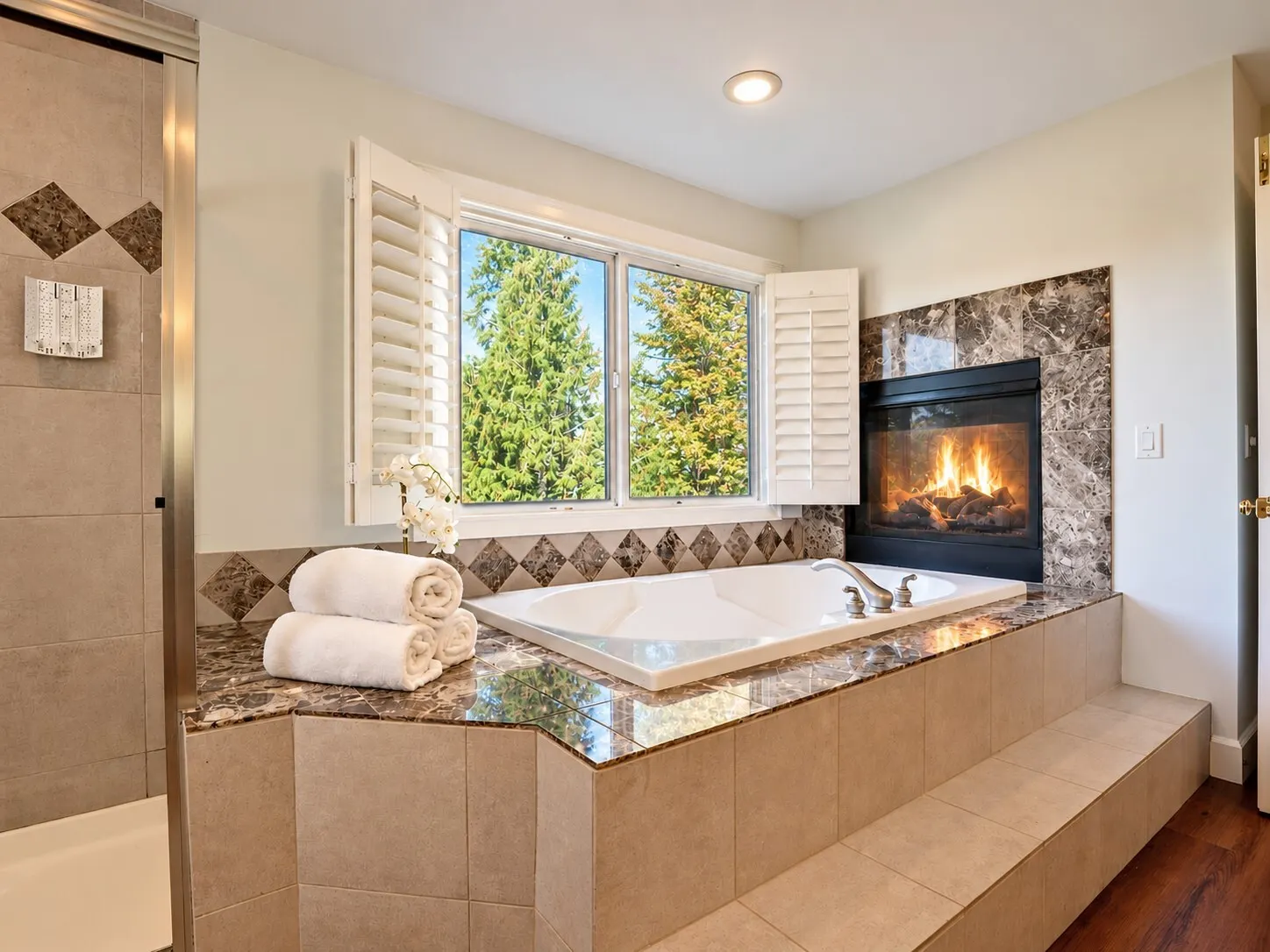 1965 16th Court NE, Issaquah, WA 98029