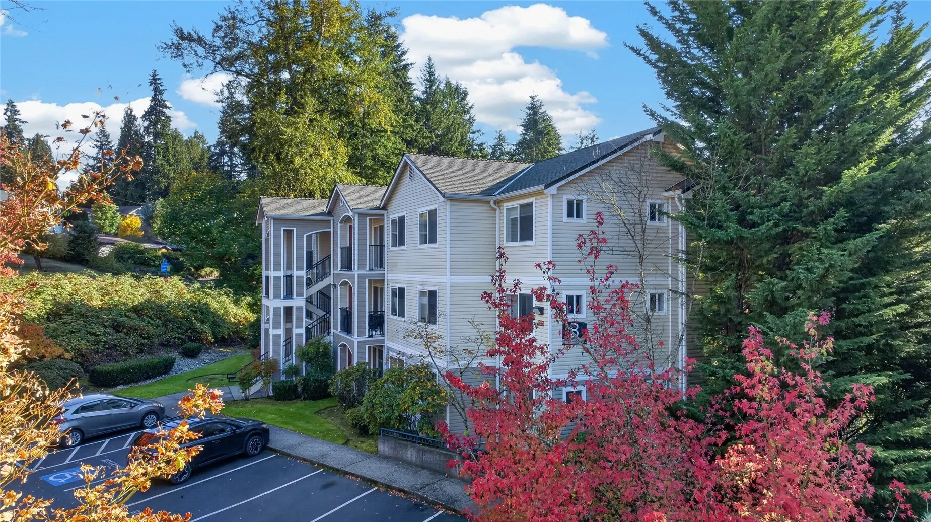 10709 Valley View Road #B 401, Bothell, WA 98011