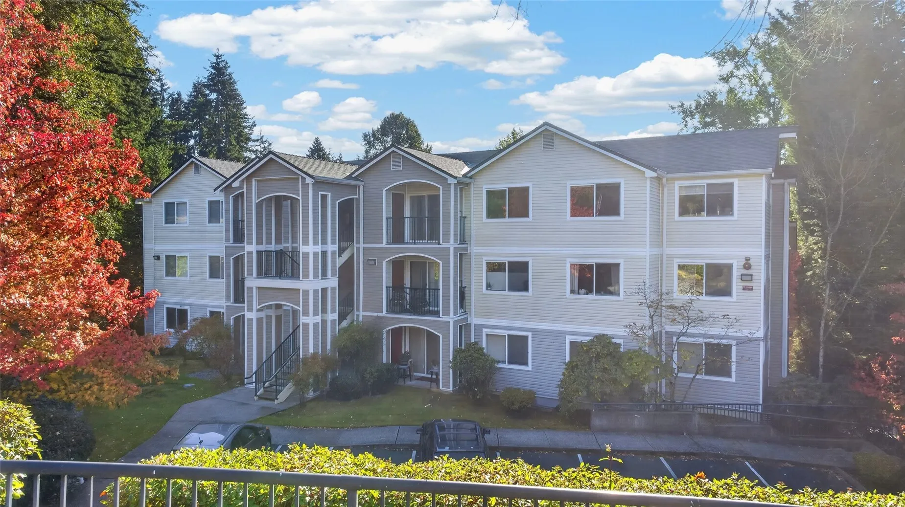 10709 Valley View Road #B 401, Bothell, WA 98011