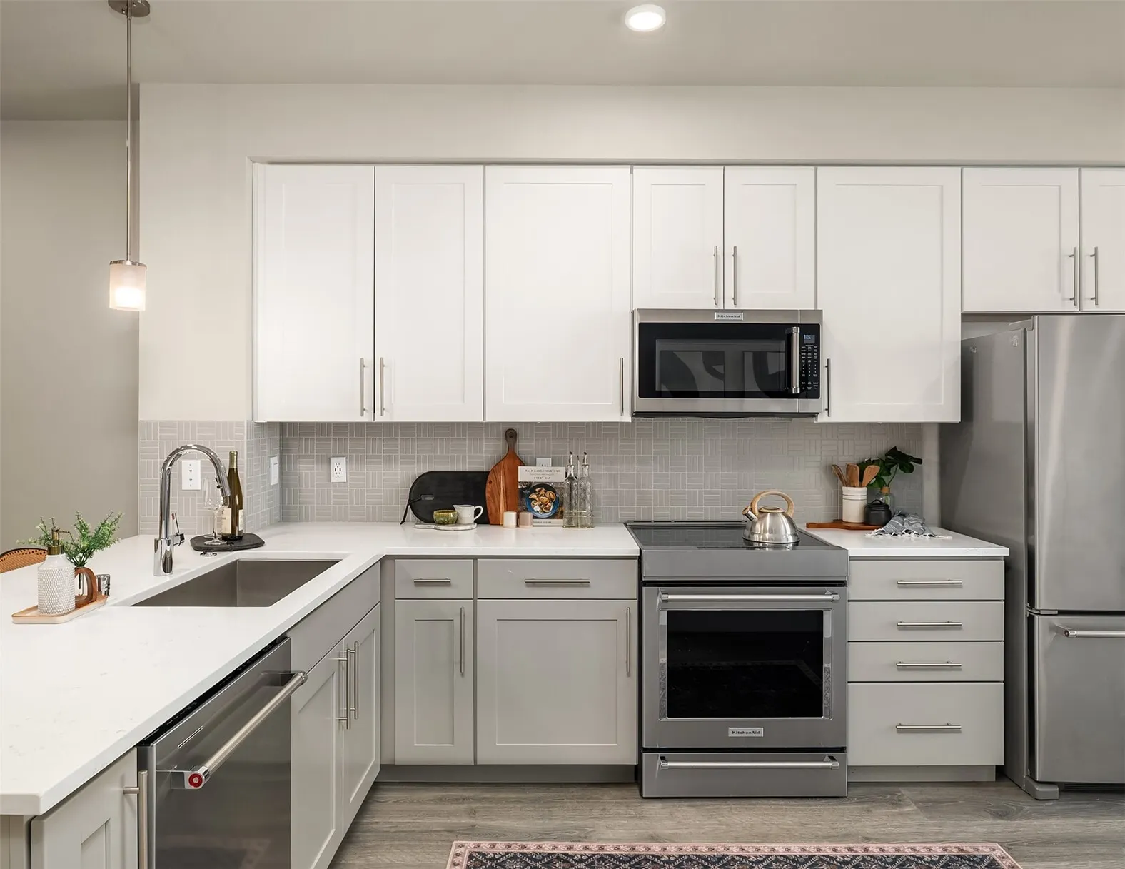 23833 9th Avenue SE #B, Bothell, WA 98021