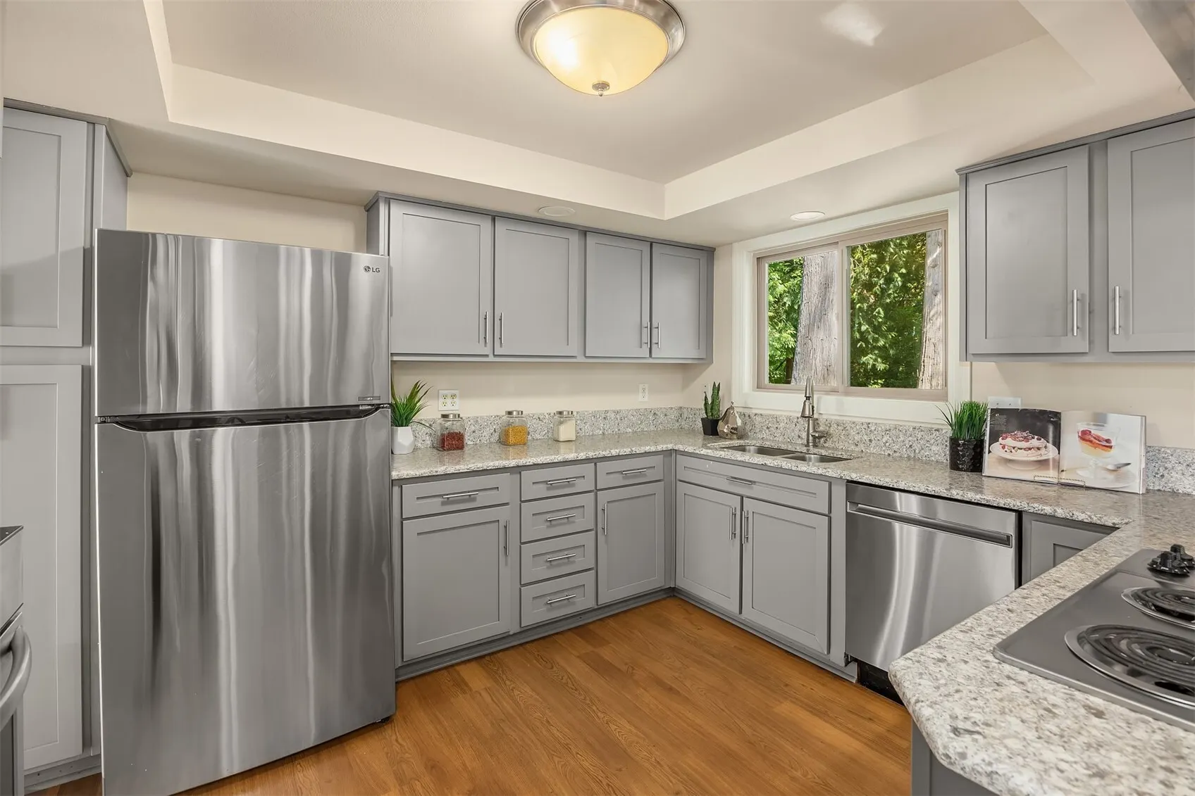 12034 206th Place SE, Issaquah, WA 98027