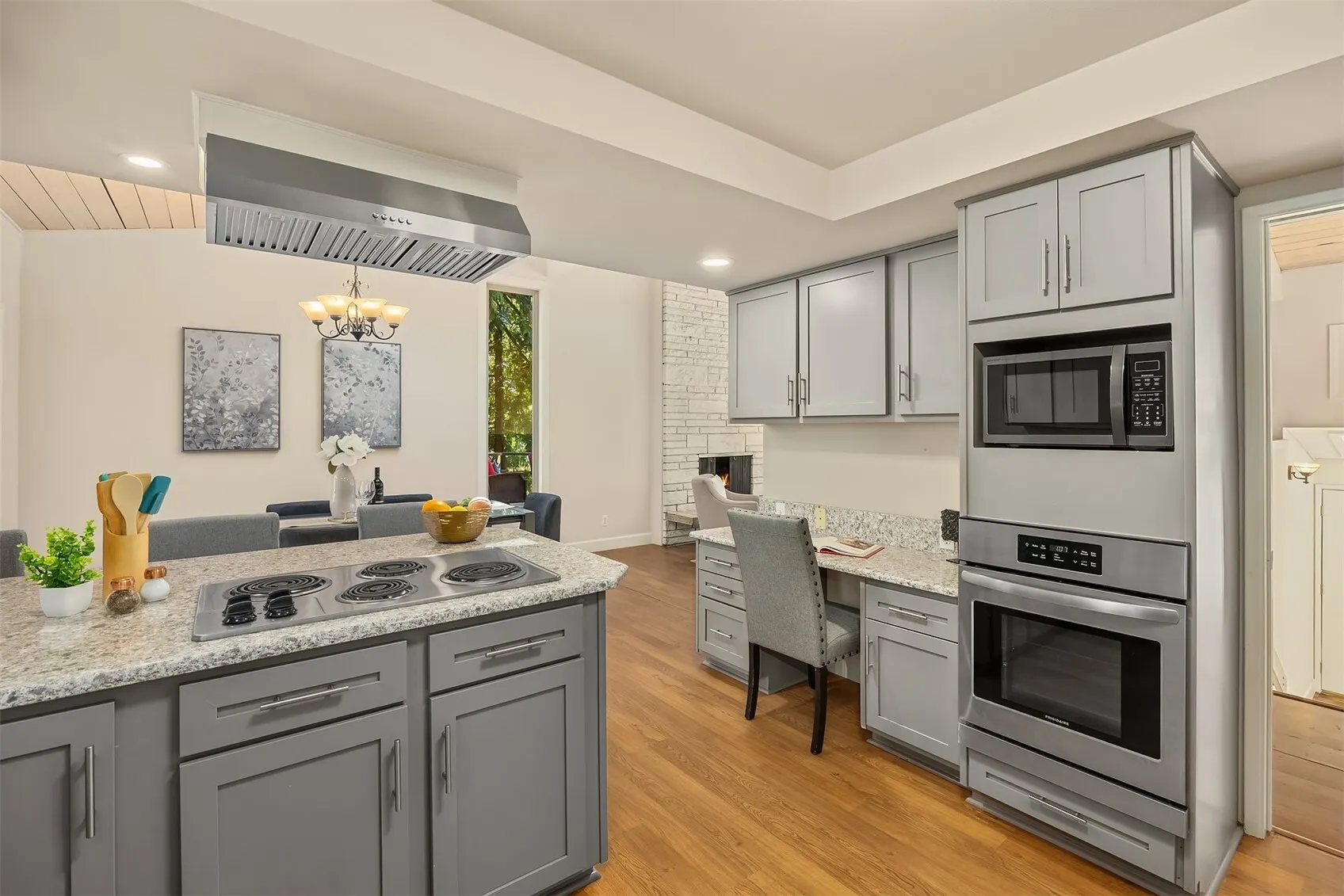 12034 206th Place SE, Issaquah, WA 98027