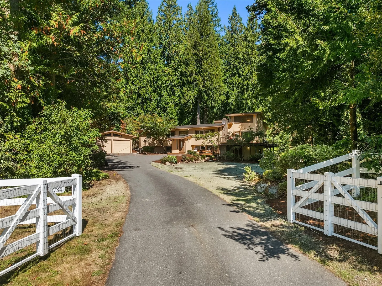 12034 206th Place SE, Issaquah, WA 98027