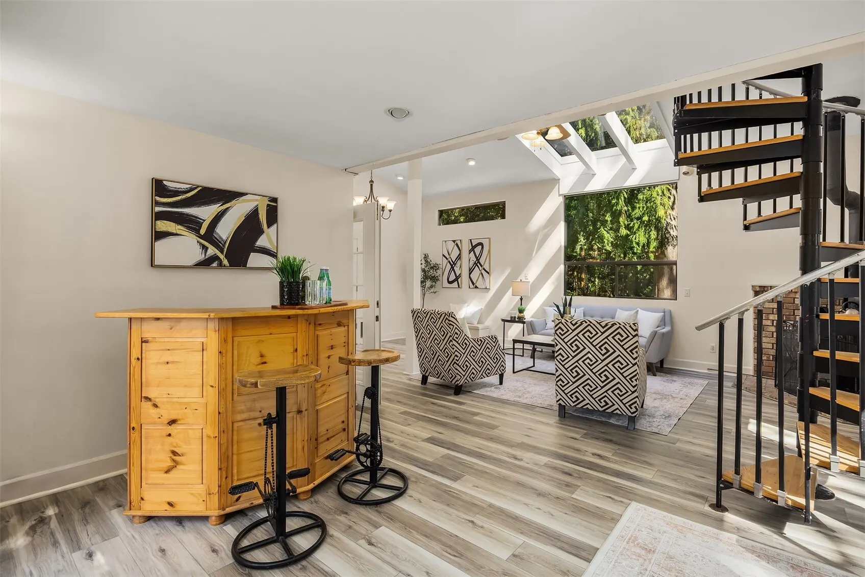 12034 206th Place SE, Issaquah, WA 98027