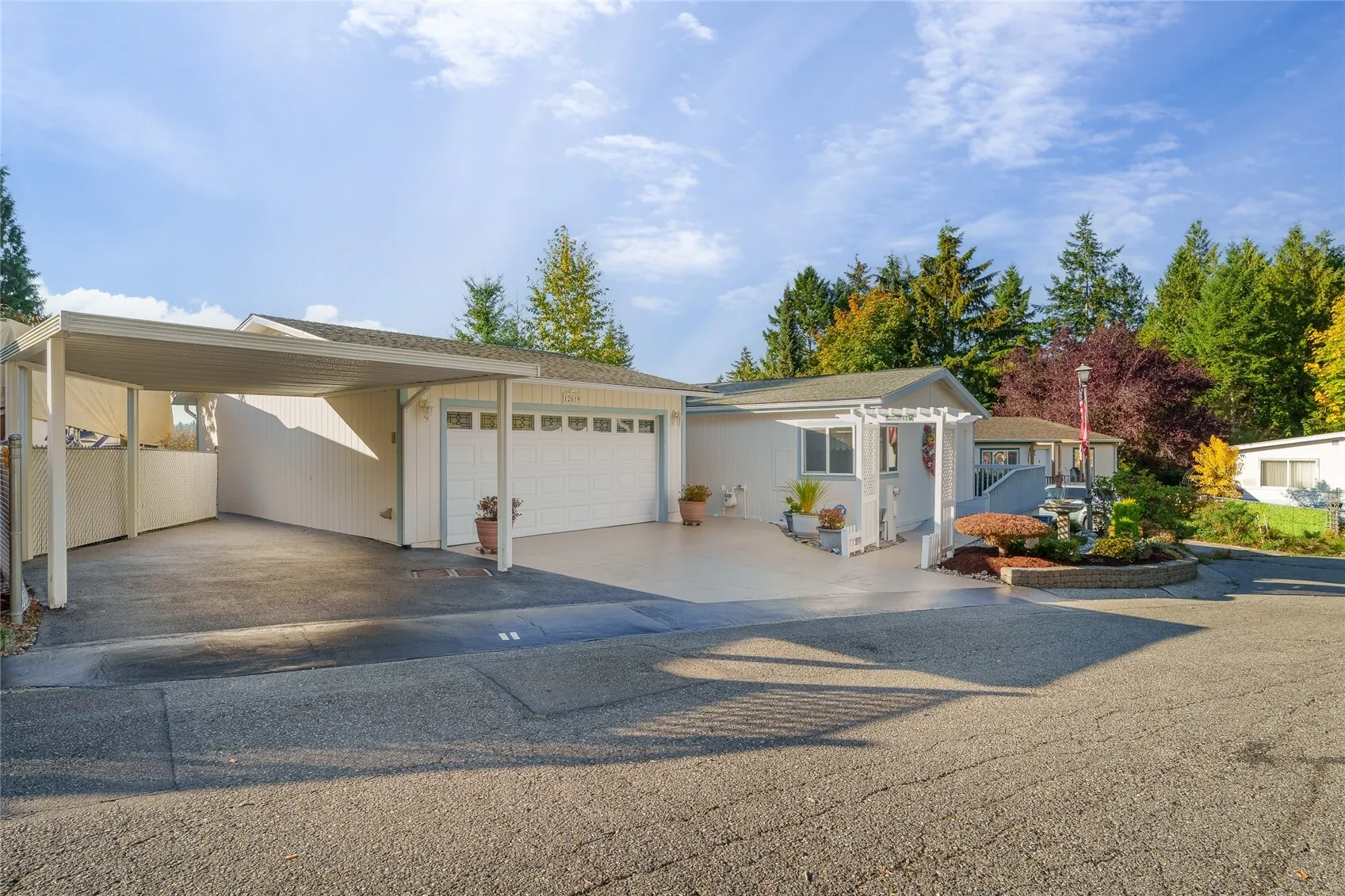 12619 NE 192nd Place , Bothell, WA 98011