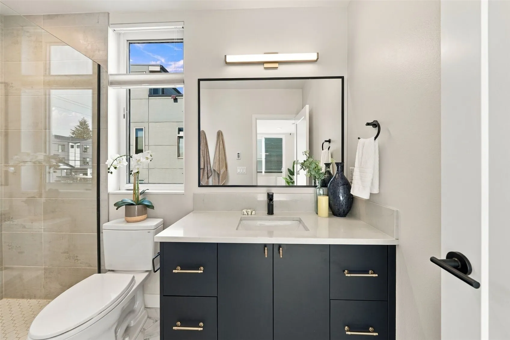6016 California Avenue SW #D, Seattle, WA 98136