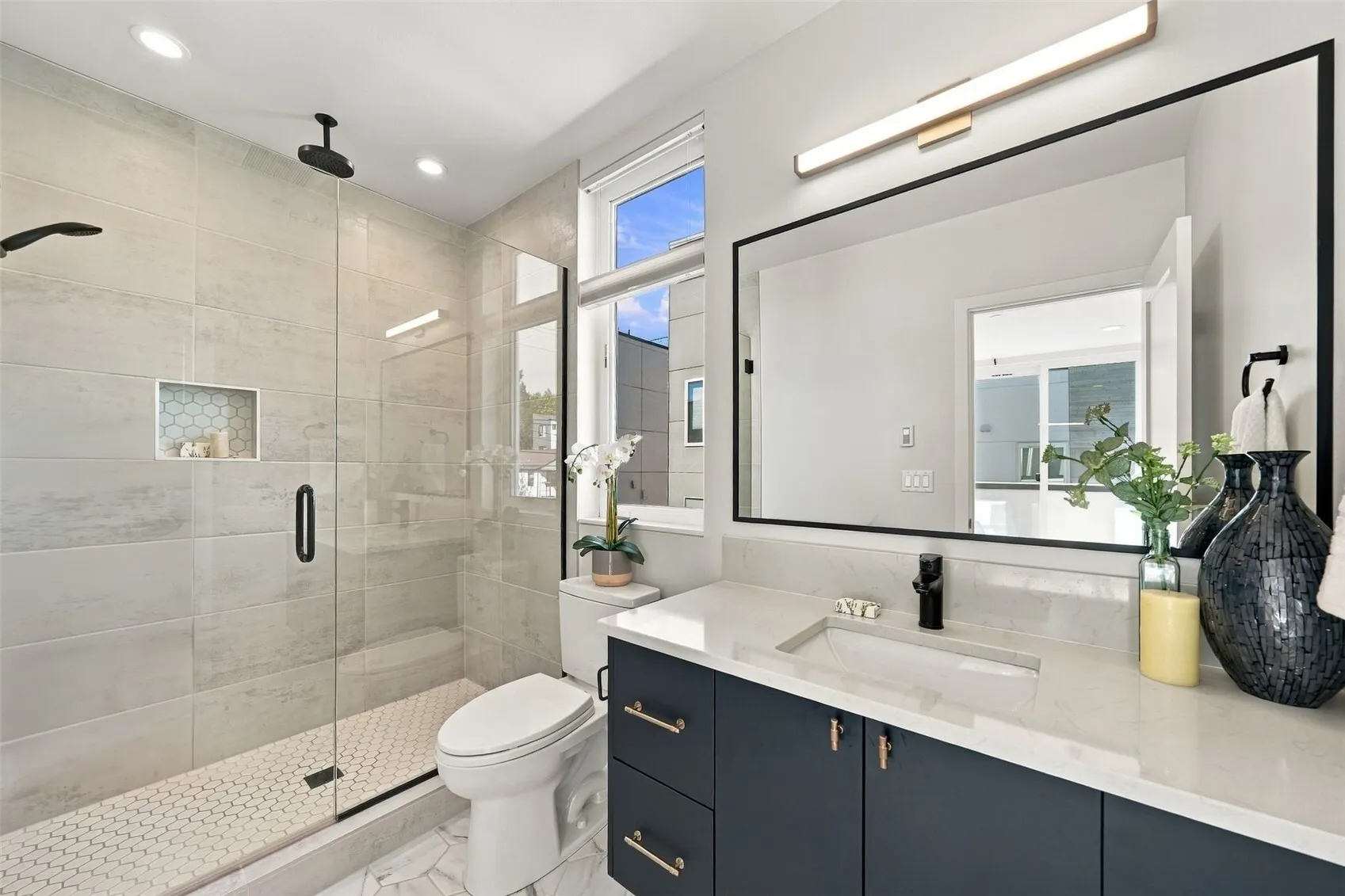 6016 California Avenue SW #D, Seattle, WA 98136