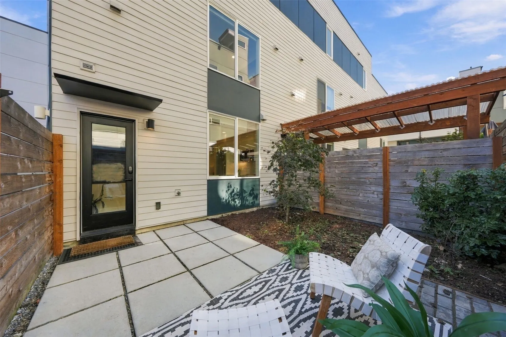 6016 California Avenue SW #D, Seattle, WA 98136